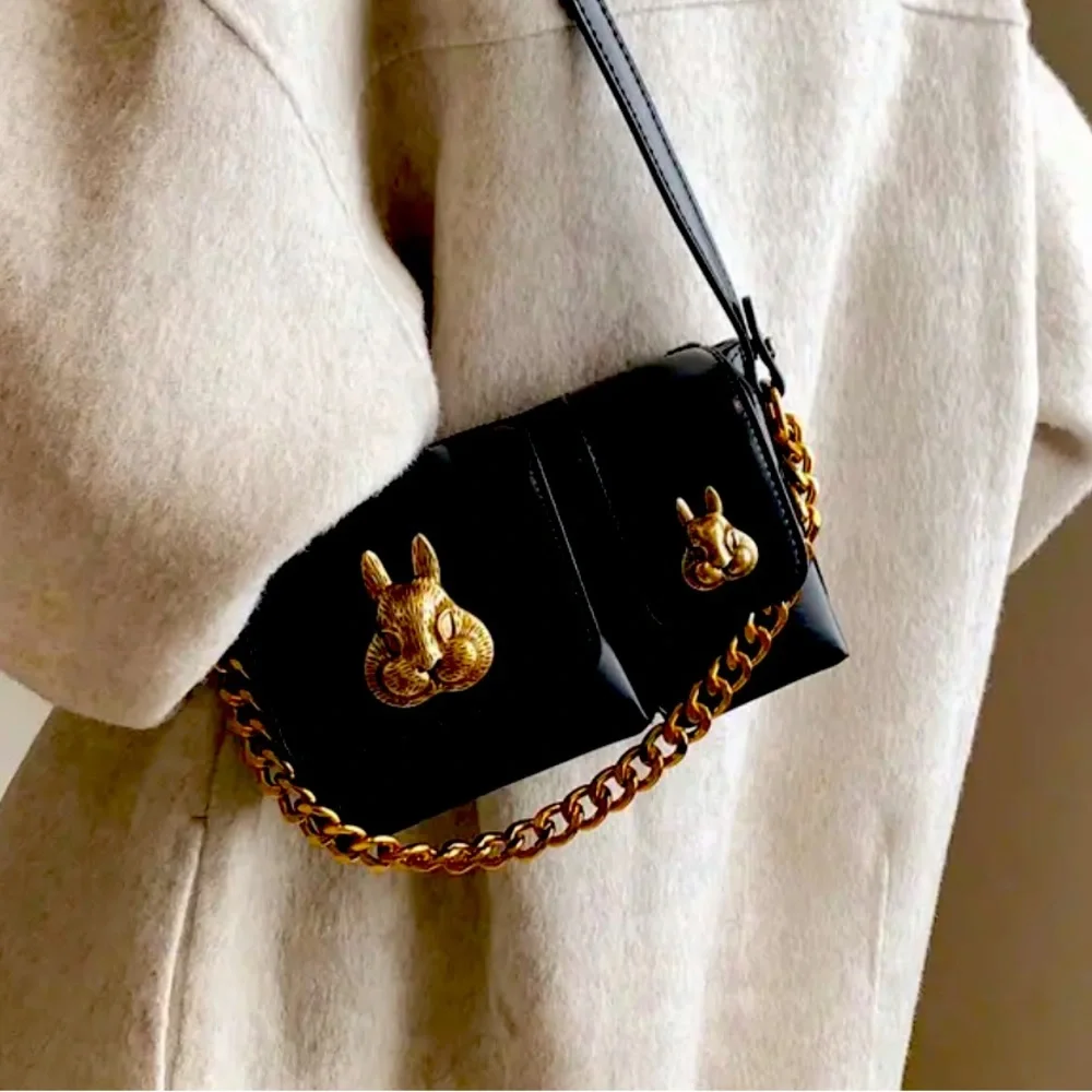 🆕 Vintage Retro Rabbit Head Crossbody Bag with Multi Pockets, Trendy Chain - Picture 3 of 11